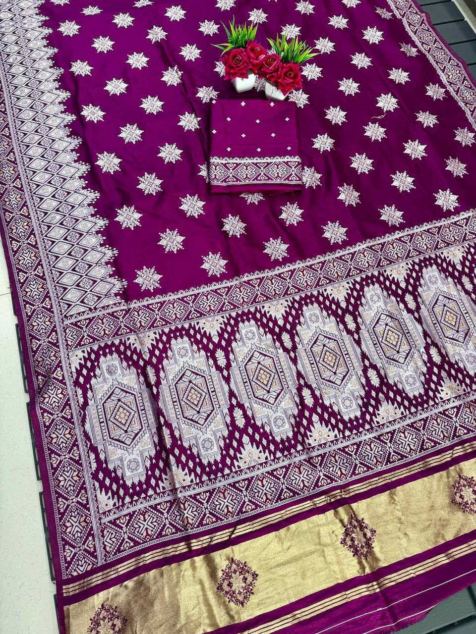 Mukunda By Aab Dola Silk Non Catalog Wedding Sarees Wholesale Price In Surat